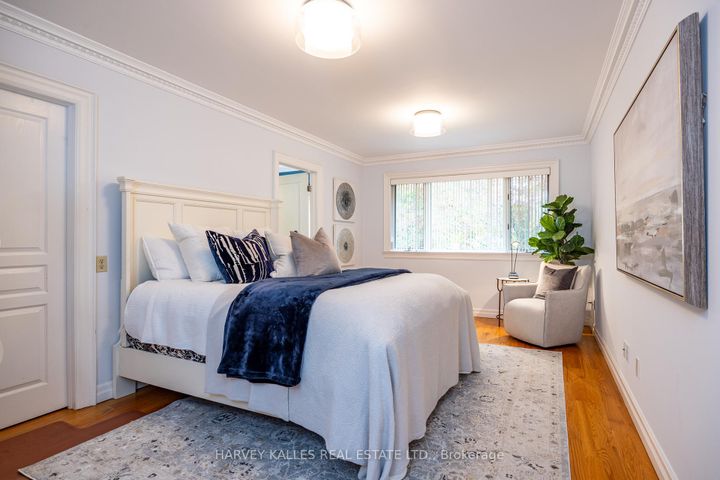 Photo 21 at 94 Melrose Avenue, Lawrence Park North, Toronto