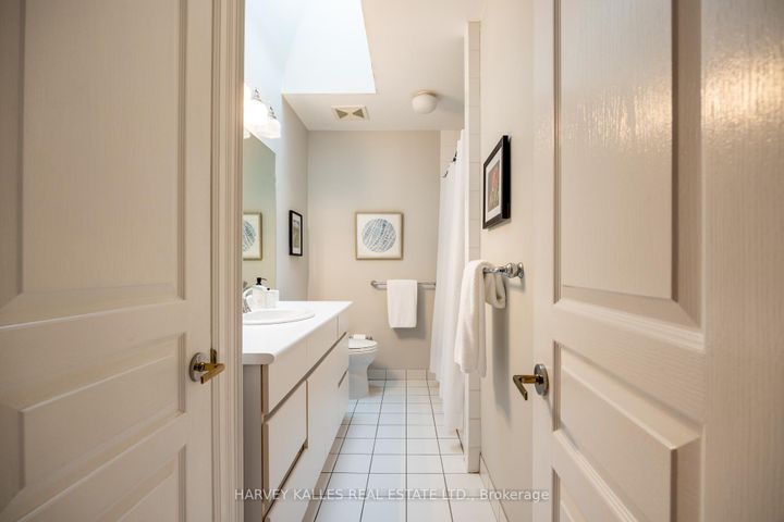 Photo 27 at 94 Melrose Avenue, Lawrence Park North, Toronto