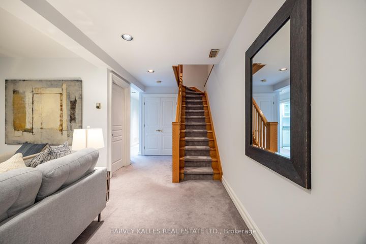 Photo 33 at 94 Melrose Avenue, Lawrence Park North, Toronto