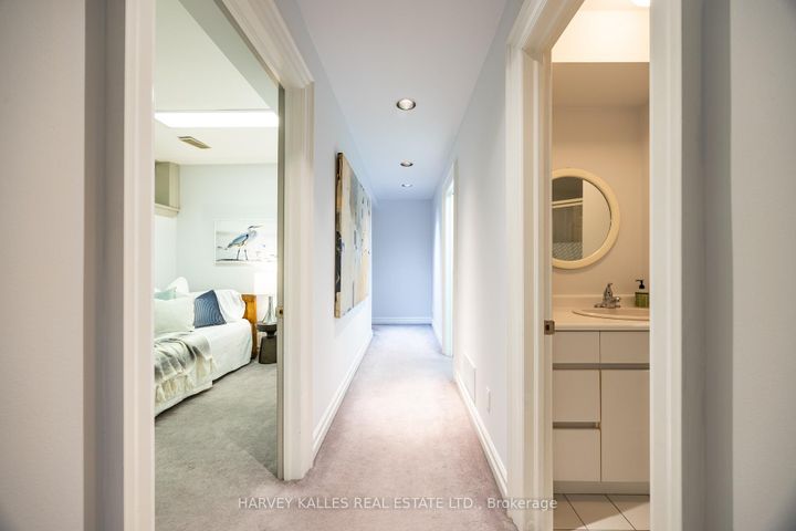 Photo 37 at 94 Melrose Avenue, Lawrence Park North, Toronto