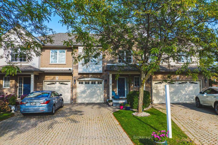 Photo 1 at 6 - 85 EDGEWATER Drive, Lakeshore, Hamilton