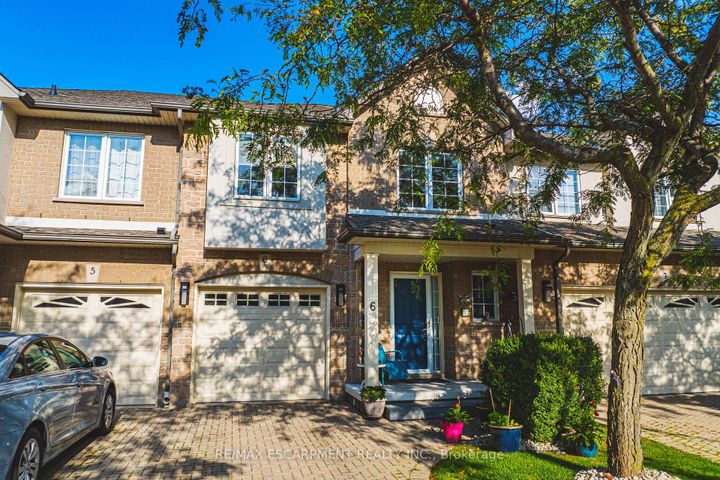 Photo 3 at 6 - 85 EDGEWATER Drive, Lakeshore, Hamilton