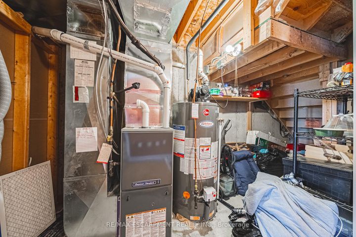 Photo 28 at 6 - 85 EDGEWATER Drive, Lakeshore, Hamilton