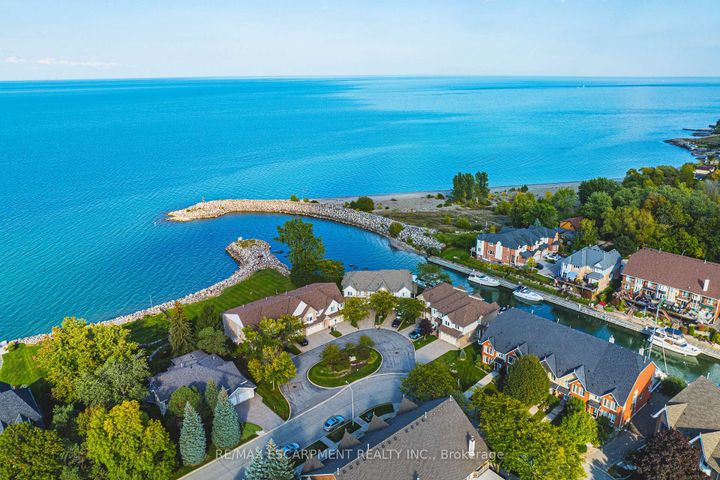 Photo 30 at 6 - 85 EDGEWATER Drive, Lakeshore, Hamilton