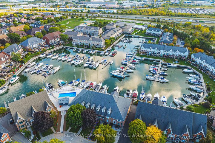 Photo 35 at 6 - 85 EDGEWATER Drive, Lakeshore, Hamilton