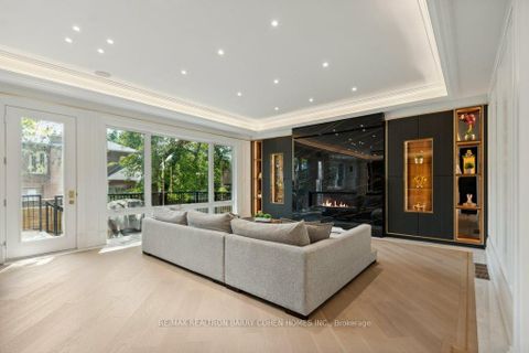 Photo 8 at 47 Danville Drive, Windfields, Toronto