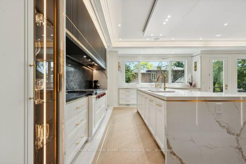 Photo 11 at 47 Danville Drive, Windfields, Toronto