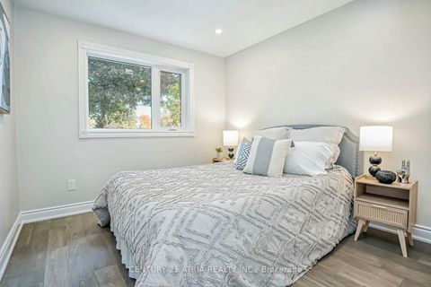 Photo 24 at 11 Valia Road, West Hill, Toronto