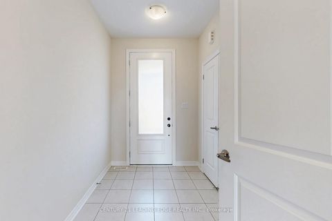 Photo 4 at 2023 Mullen Street, Alcona, Innisfil