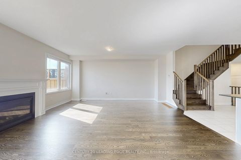 Photo 9 at 2023 Mullen Street, Alcona, Innisfil