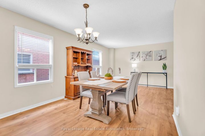 Photo 11 at 59 Cheviot Crescent, Heart Lake East, Brampton