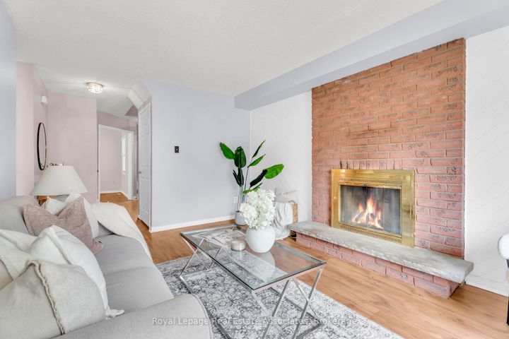Photo 15 at 59 Cheviot Crescent, Heart Lake East, Brampton