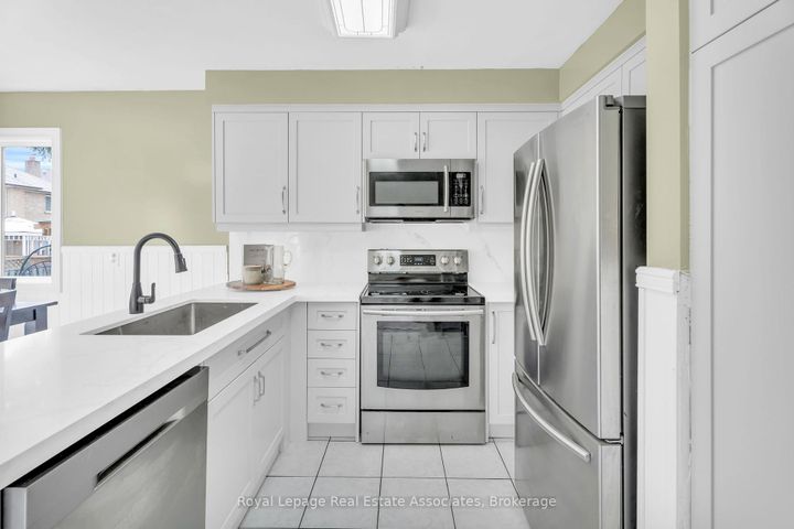 Photo 19 at 59 Cheviot Crescent, Heart Lake East, Brampton