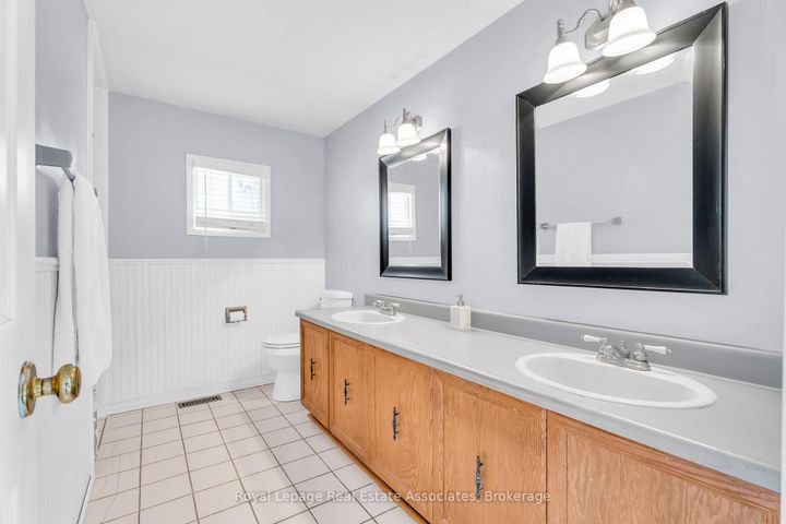 Photo 27 at 59 Cheviot Crescent, Heart Lake East, Brampton