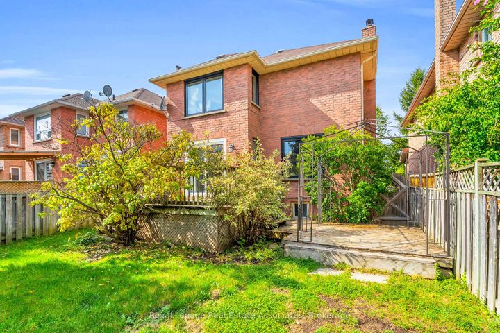 Photo 38 at 59 Cheviot Crescent, Heart Lake East, Brampton
