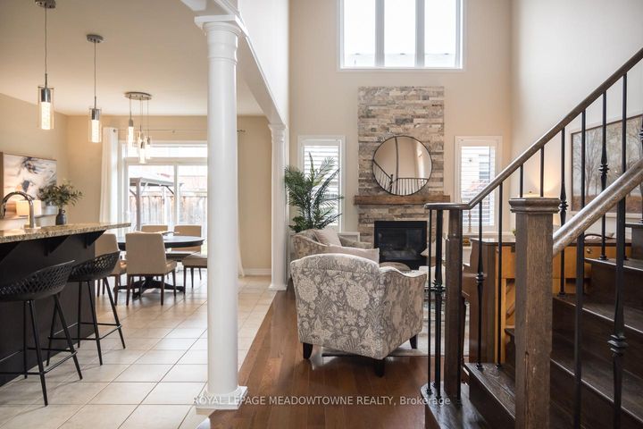 Photo 1 at 476 Laundon Terrace, SC Scott, Milton