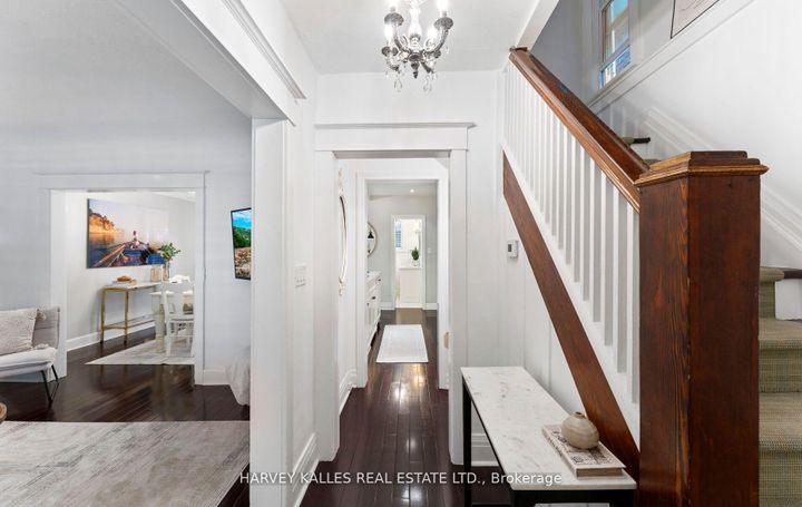 Photo 4 at 306 Wychwood Avenue, Cedarvale, Toronto