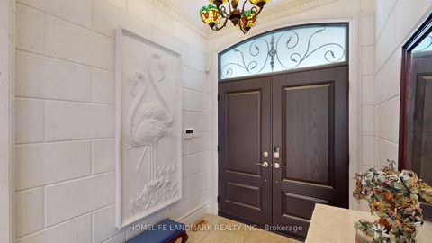 Photo 2 at 122 Norton Avenue, Willowdale East, Toronto