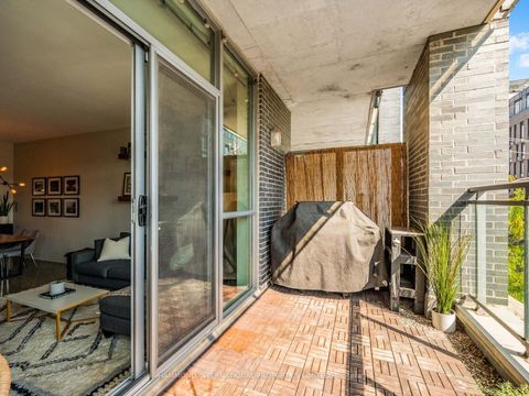 Photo 33 at 229 - 510 King Street E, Moss Park, Toronto