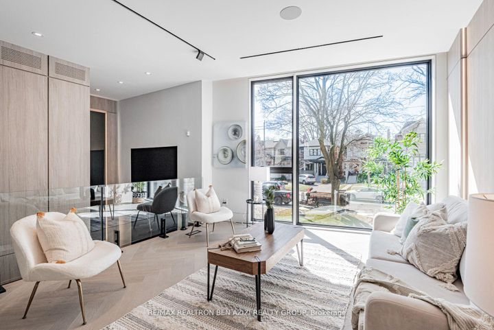 Photo 8 at 19 Ridley Boulevard, Lawrence Park North, Toronto