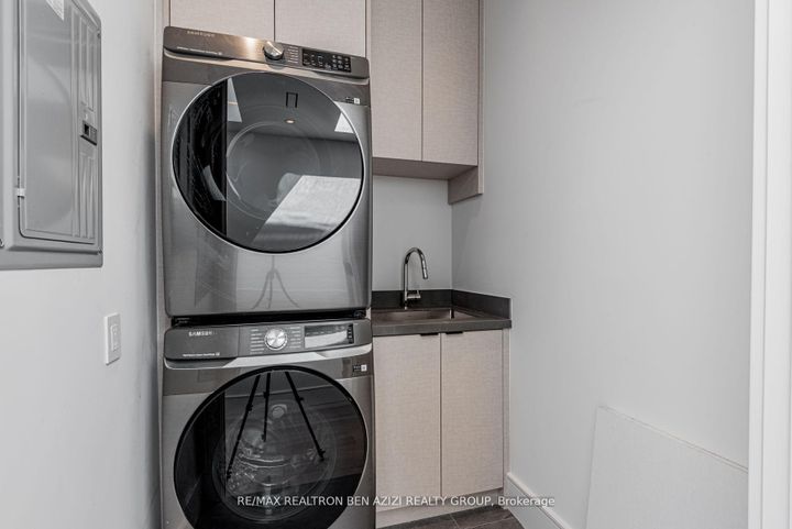 Photo 29 at 19 Ridley Boulevard, Lawrence Park North, Toronto