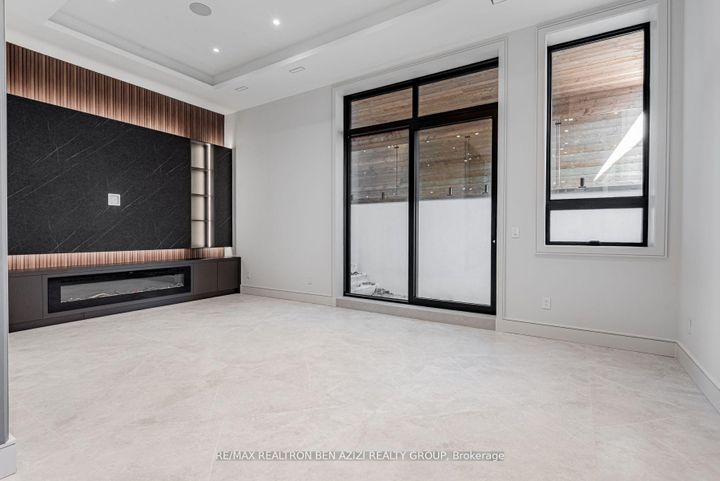 Photo 34 at 19 Ridley Boulevard, Lawrence Park North, Toronto