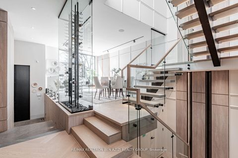 Photo 7 at 19 Ridley Boulevard, Lawrence Park North, Toronto