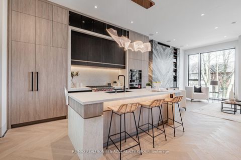 Photo 12 at 19 Ridley Boulevard, Lawrence Park North, Toronto