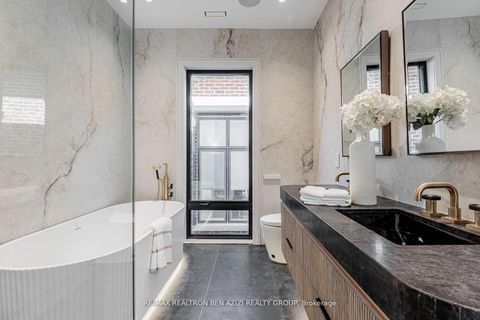 Photo 25 at 19 Ridley Boulevard, Lawrence Park North, Toronto