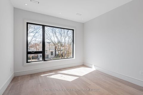 Photo 30 at 19 Ridley Boulevard, Lawrence Park North, Toronto