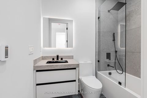 Photo 31 at 19 Ridley Boulevard, Lawrence Park North, Toronto