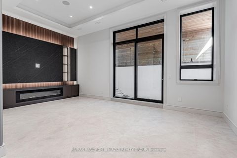 Photo 34 at 19 Ridley Boulevard, Lawrence Park North, Toronto