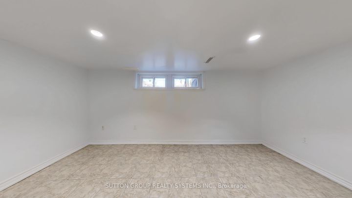 Photo 22 at 128 Northland Avenue, Smythe, Toronto