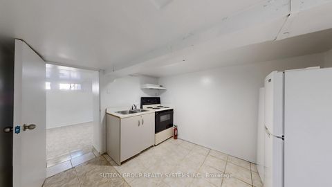 Photo 17 at 128 Northland Avenue, Smythe, Toronto