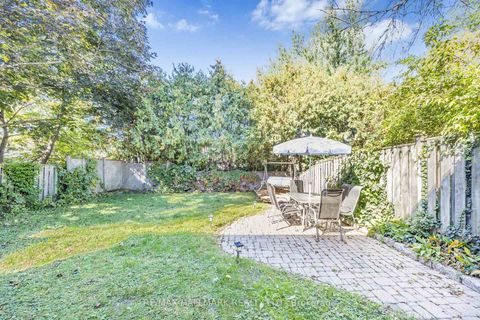 Photo 21 at 40 Lillooet Crescent, North Richvale, Richmond Hill