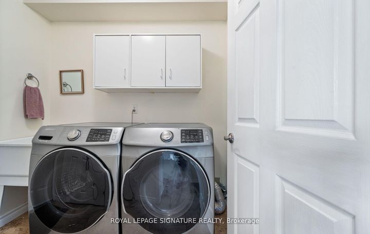 Photo 15 at 3351 Smoke Tree Road, Lisgar, Mississauga