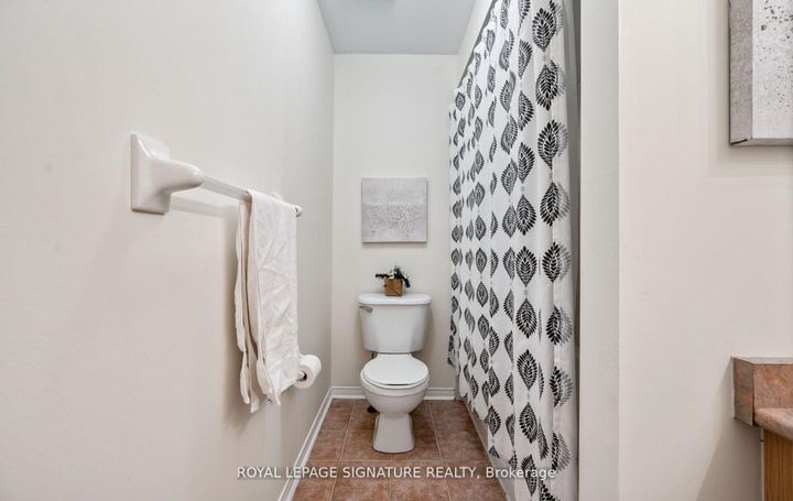 Photo 33 at 3351 Smoke Tree Road, Lisgar, Mississauga