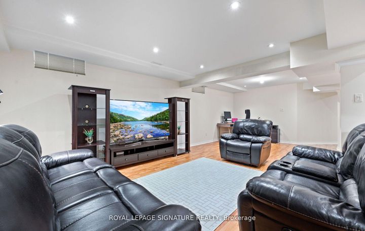 Photo 35 at 3351 Smoke Tree Road, Lisgar, Mississauga