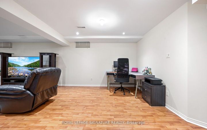 Photo 36 at 3351 Smoke Tree Road, Lisgar, Mississauga