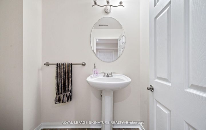 Photo 40 at 3351 Smoke Tree Road, Lisgar, Mississauga