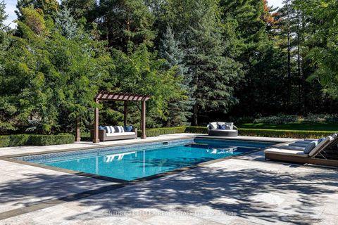 Photo 12 at 121 Rebecca Court, Rural Vaughan, Vaughan