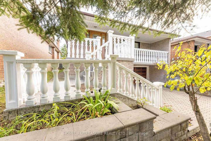 Photo 3 at 85 Downsview Avenue, CFB, Toronto