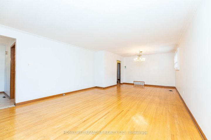 Photo 11 at 85 Downsview Avenue, CFB, Toronto