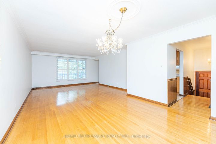 Photo 13 at 85 Downsview Avenue, CFB, Toronto
