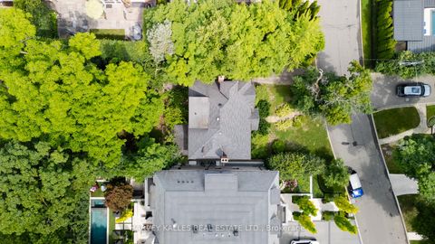 Photo 9 at 412 Glenayr Road, Forest Hill South, Toronto