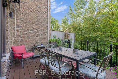 Photo 8 at 50 - 117 Powseland Crescent, West Woodbridge, Vaughan