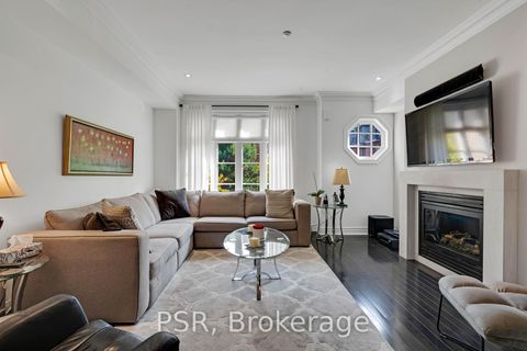 Photo 13 at 50 - 117 Powseland Crescent, West Woodbridge, Vaughan