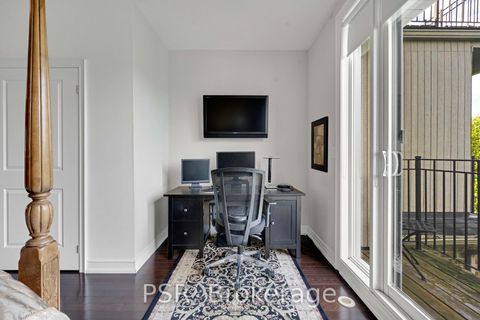 Photo 26 at 50 - 117 Powseland Crescent, West Woodbridge, Vaughan