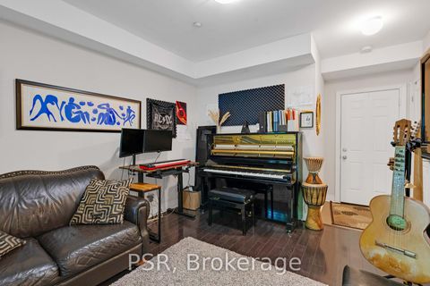 Photo 48 at 50 - 117 Powseland Crescent, West Woodbridge, Vaughan