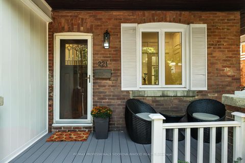 Photo 1 at 221 Windermere Avenue, Swansea, Toronto